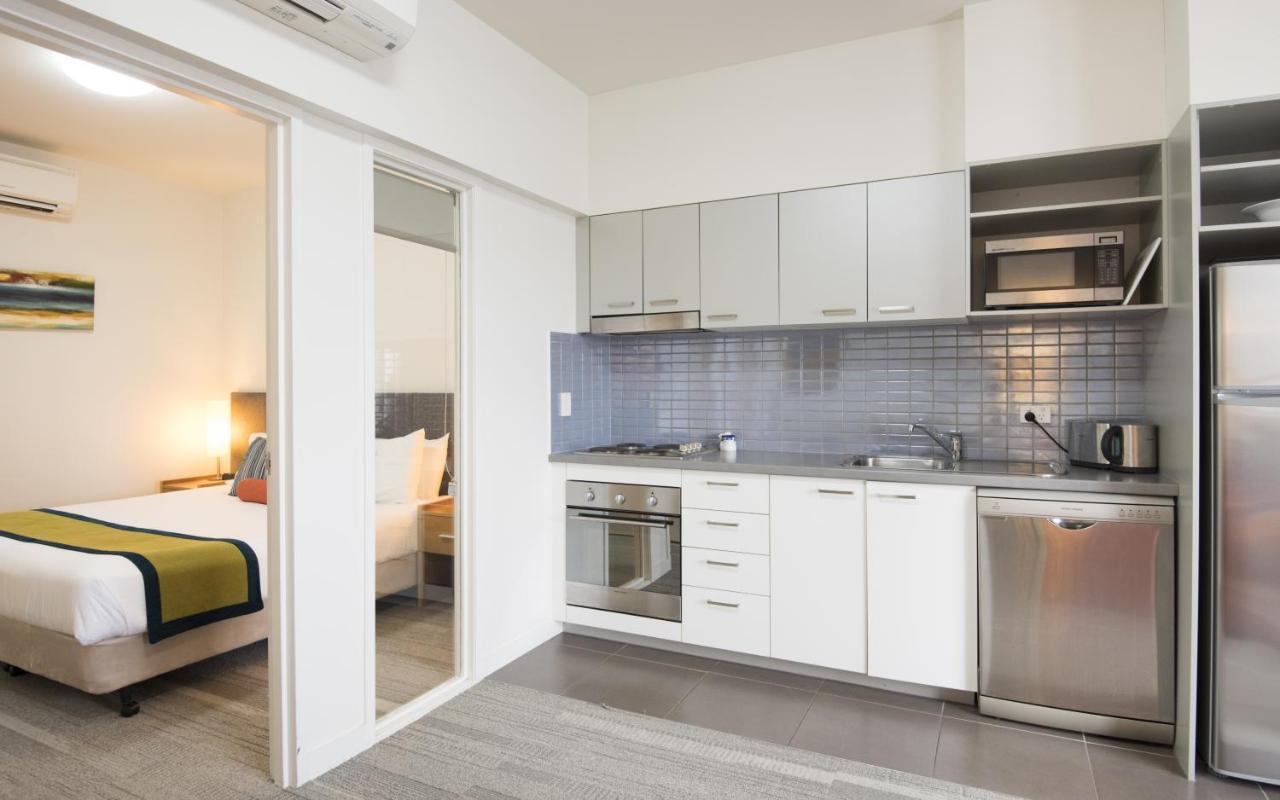 Aligned Corporate Residences Mackay Room photo